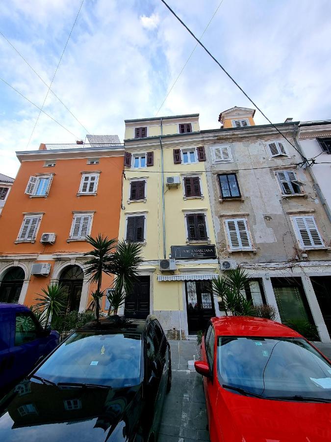 As Deluxe Apartments Пиран Экстерьер фото